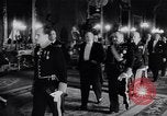 Image Stanton Griffis souhaite la bienvenue en tant qu'ambassadeur des États-Unis en Espagne Madrid Espagne, 1951, de la seconde 45 séquences d'archives historiques vidéo 65675035467