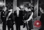 Image Stanton Griffis souhaite la bienvenue en tant qu'ambassadeur des États-Unis en Espagne Madrid Espagne, 1951, de la seconde 53 séquences d'archives historiques vidéo 65675035467