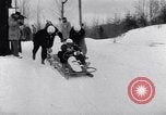 Standbild Stan benham Lake Placid New York USA, 1951, aus Sekunde 45 historischem Filmmaterial Videoclip 65675035470