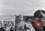 Standbild World Series NY Yankees vs NY Giants New York City USA, 1951, aus Sekunde 13 historischem Filmmaterial Videoclip 65675035474