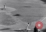 Standbild World Series NY Yankees vs NY Giants New York City USA, 1951, aus Sekunde 46 historischem Filmmaterial Videoclip 65675035474