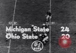 Immagine di Football americano Columbus Ohio USA, 1951, secondo 7 filmato di repertorio 65675035475
