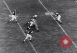 Immagine di Football americano Columbus Ohio USA, 1951, secondo 13 filmato di repertorio 65675035475