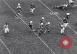 Immagine di Football americano Columbus Ohio USA, 1951, secondo 19 filmato di repertorio 65675035475