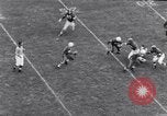 Immagine di Football americano Columbus Ohio USA, 1951, secondo 20 filmato di repertorio 65675035475