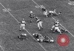 Immagine di Football americano Columbus Ohio USA, 1951, secondo 22 filmato di repertorio 65675035475