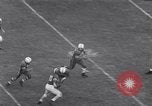 Immagine di Football americano Columbus Ohio USA, 1951, secondo 53 filmato di repertorio 65675035475