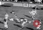 Standbild Michigan State Football im Jahr 1952 United States USA, 1952, aus Sekunde 16 historischem Filmmaterial Videoclip 65675035485