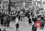 Standbild Orange werfen Festival Turin Italien, 1952, aus Sekunde 47 historischem Filmmaterial Videoclip 65675035494