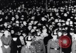Standbild Beerdigung von Ernst Mieter Berlin Deutschland, 1953, aus Sekunde 11 historischem Filmmaterial Videoclip 65675035499