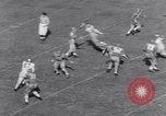 Standbild American Football United States USA, 1953, aus Sekunde 12 historischem Filmmaterial Videoclip 65675035501
