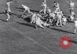 Standbild American Football United States USA, 1953, aus Sekunde 39 historischem Filmmaterial Videoclip 65675035501