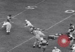 Standbild American Football United States USA, 1953, aus Sekunde 53 historischem Filmmaterial Videoclip 65675035501