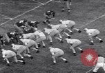 Standbild American Football United States USA, 1953, aus Sekunde 56 historischem Filmmaterial Videoclip 65675035501