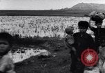 Standbild Diem die nationalistischen Truppen Saigon Vietnam, 1955, aus Sekunde 25 historischem Filmmaterial Videoclip 65675035503