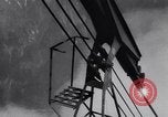 Image Monde" plus haut téléphérique commence à fonctionner dans les Alpes françaises Chamonix France, 1955, de la seconde 35 séquences d'archives historiques vidéo 65675035505