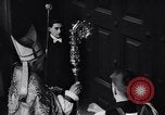 Image évêque de Londres Montgomery Campbell London England Royaume-Uni, 1956, de la seconde 13 séquences d'archives historiques vidéo 65675035510