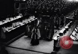 Image évêque de Londres Montgomery Campbell London England Royaume-Uni, 1956, de la seconde 22 séquences d'archives historiques vidéo 65675035510