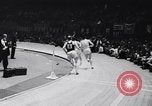 Image Wes Santee New York United States USA, 1956, de la seconde 19 séquences d'archives historiques vidéo 65675035513