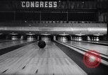Image bowling Rochester New York USA, 1956, de la seconde 24 séquences d'archives historiques vidéo 65675035514