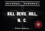 Standbild Wright Brothers Kitty Hawk North Carolina USA, 1938, aus Sekunde 5 historischem Filmmaterial Videoclip 65675035545
