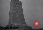 Standbild Wright Brothers Kitty Hawk North Carolina USA, 1938, aus Sekunde 10 historischem Filmmaterial Videoclip 65675035545
