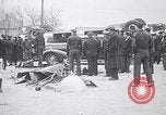 Standbild Auto bus Unfall Glen View Illinois USA, 1938, aus Sekunde 6 historischem Filmmaterial Videoclip 65675035546