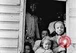 Image ville vues dans la Tuskegee et maisons rurales de negro résidents Tuskegee Alabama USA, 1935, de la seconde 58 séquences d'archives historiques vidéo 65675035576