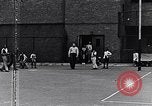 Standbild 1930er Jahre afroamerikanische Kinder Harlem New York City USA, 1939, aus Sekunde 5 historischem Filmmaterial Videoclip 65675035581