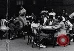 Standbild 1930er Jahre afroamerikanische Kinder Harlem New York City USA, 1939, aus Sekunde 29 historischem Filmmaterial Videoclip 65675035581