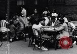 Standbild 1930er Jahre afroamerikanische Kinder Harlem New York City USA, 1939, aus Sekunde 33 historischem Filmmaterial Videoclip 65675035581