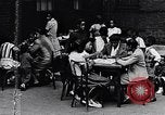 Standbild 1930er Jahre afroamerikanische Kinder Harlem New York City USA, 1939, aus Sekunde 34 historischem Filmmaterial Videoclip 65675035581