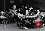 Standbild 1930er Jahre afroamerikanische Kinder Harlem New York City USA, 1939, aus Sekunde 35 historischem Filmmaterial Videoclip 65675035581