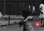 Standbild 1930er Jahre afroamerikanische Kinder Harlem New York City USA, 1939, aus Sekunde 58 historischem Filmmaterial Videoclip 65675035581