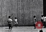 Standbild Lehre Kinder im Harlem Tag Camp Harlem New York City USA, 1939, aus Sekunde 23 historischem Filmmaterial Videoclip 65675035582