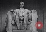 Standbild African American Life in 1949 Washington DC USA, 1949, aus Sekunde 40 historischem Filmmaterial Videoclip 65675035584
