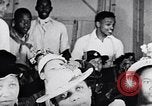 Standbild Afrikanische amerikanische Kirche Service 1940 s United States USA, 1949, aus Sekunde 10 historischem Filmmaterial Videoclip 65675035586