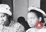 Standbild Afrikanische amerikanische Kirche Service 1940 s United States USA, 1949, aus Sekunde 23 historischem Filmmaterial Videoclip 65675035586