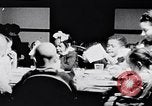 Standbild Kinder im Waisenhaus United States USA, 1949, aus Sekunde 56 historischem Filmmaterial Videoclip 65675035588