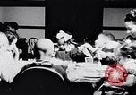 Standbild Kinder im Waisenhaus United States USA, 1949, aus Sekunde 58 historischem Filmmaterial Videoclip 65675035588