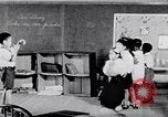 Standbild Kinder im Waisenhaus United States USA, 1949, aus Sekunde 60 historischem Filmmaterial Videoclip 65675035588