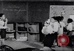 Standbild Kinder im Waisenhaus United States USA, 1949, aus Sekunde 62 historischem Filmmaterial Videoclip 65675035588