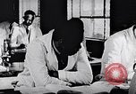 Standbild Afroamerikanische Zahnschule United States USA, 1949, aus Sekunde 22 historischem Filmmaterial Videoclip 65675035591