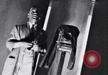 Immagine di James Latimer Allen United States USA, 1937, secondo 16 filmato di repertorio 65675035606