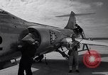 Standbild F-104 Flugzeug Taiwan Kuang Kuan Air Base, 1960, aus Sekunde 26 historischem Filmmaterial Videoclip 65675035617