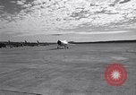 Image F-104 avion Taiwan Kuang Kuan base aérienne, 1960, de la seconde 53 séquences d'archives historiques vidéo 65675035618