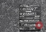 Standbild Thunder Tiger chinesische Acrobat Team Taiwan, 1958, aus Sekunde 1 historischem Filmmaterial Videoclip 65675035628