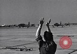 Standbild Thunder Tiger chinesische Acrobat Team Taiwan, 1958, aus Sekunde 13 historischem Filmmaterial Videoclip 65675035628