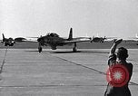 Standbild Thunder Tiger chinesische Acrobat Team Taiwan, 1958, aus Sekunde 18 historischem Filmmaterial Videoclip 65675035628