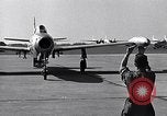 Standbild Thunder Tiger chinesische Acrobat Team Taiwan, 1958, aus Sekunde 26 historischem Filmmaterial Videoclip 65675035628